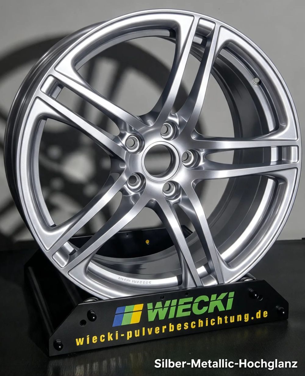 Silber-Metallic-Hochglanz